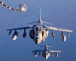 米国のハリヤー戦闘機が原因不明の墜落