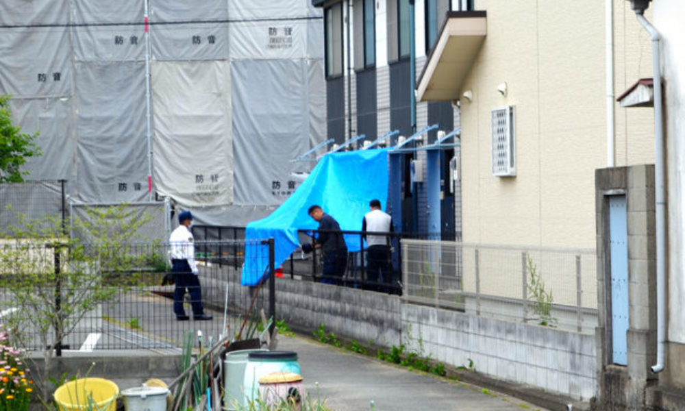 兵庫県姫路市で次男の1歳男児を床に落とすなど虐待した殺害未遂の両親逮捕