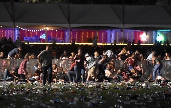 米国のラスベガスでイベント会場に向けて銃を乱射=58人が死亡515人が重軽傷