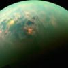 土星の第六惑星で最大とされる衛生タイタンで湖のようなものが発見される