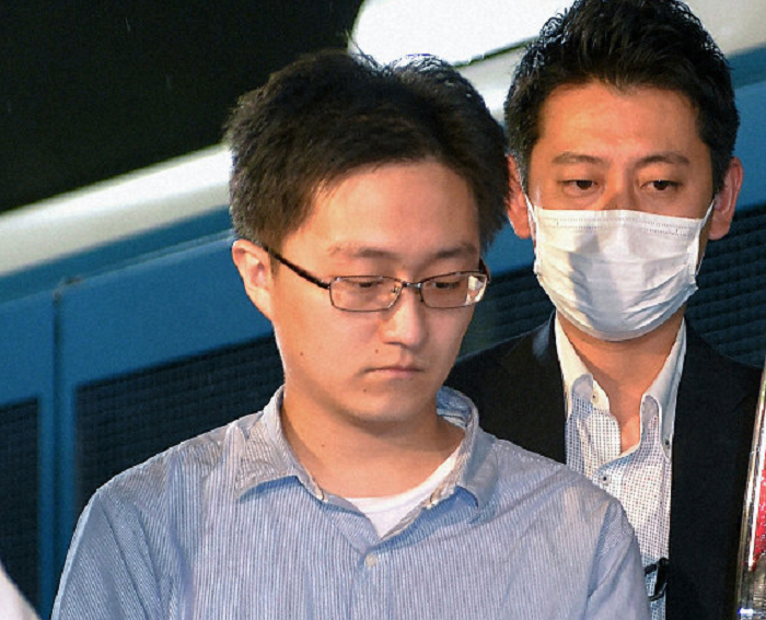 東京都豊島区池袋のホテルで女性を殺害