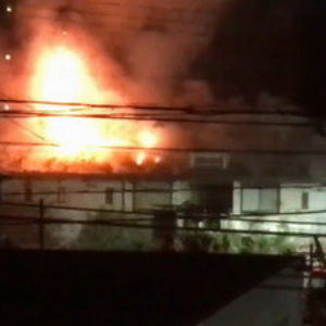 奈良県橿原市にあるアパートで火災が発生して焼け跡から殺害された男性の遺体