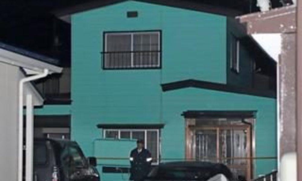 青森県八戸市にある住宅で高齢女性が玄関先で首を絞められ殺害
