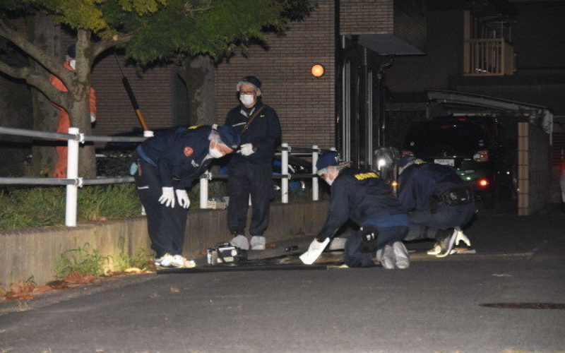 岐阜県北方町にある住宅に鉄のバールを持って複数人で強盗事件