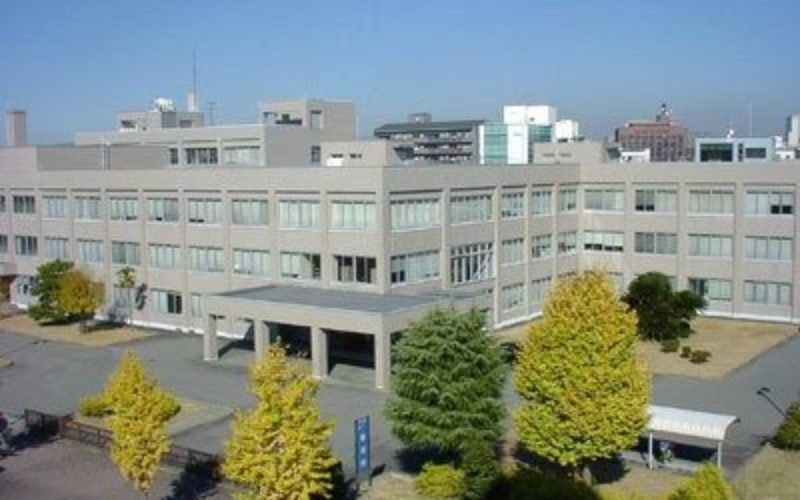 伊賀警察署の元巡査が住宅に侵入して窃盗を働いた罪の裁判