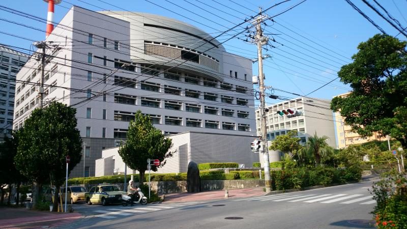 在沖縄米海軍に所属している三等兵曹が交際相手の女性を殴打