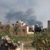 リビアの首都トリポリにある士官学校に空爆があり28人が死亡2
