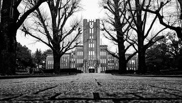 東大教授が大学院生に体を触るなどのセクハラ行為をして懲戒処分