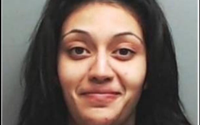 アメリカで母親がシリアルを食べたいとねだる娘を斬首