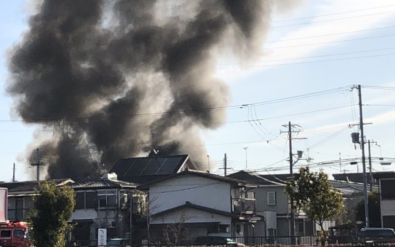 兵庫県加古川市野口町で住宅火災が発生して焼け跡から男性遺体