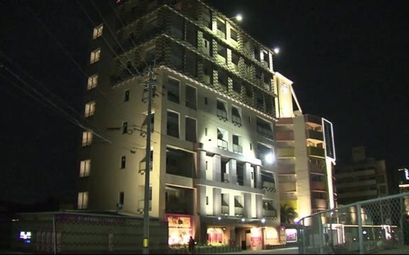 北九州市小倉北区のホテルで女性の遺体と一緒にいた男を逮捕