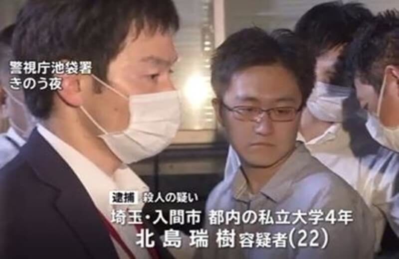 東京都豊島区池袋のホテル室内で女性の首を絞めて殺害