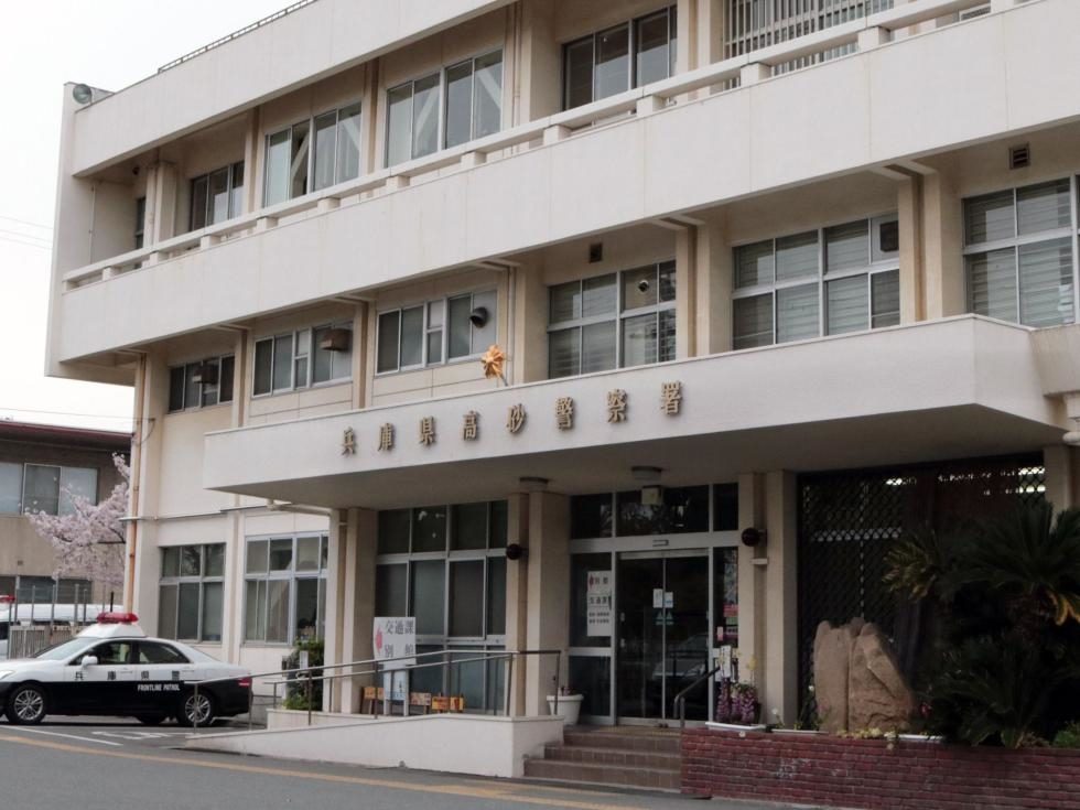 兵庫県姫路市のビジネスホテルにある個室トイレの中で女性が自殺