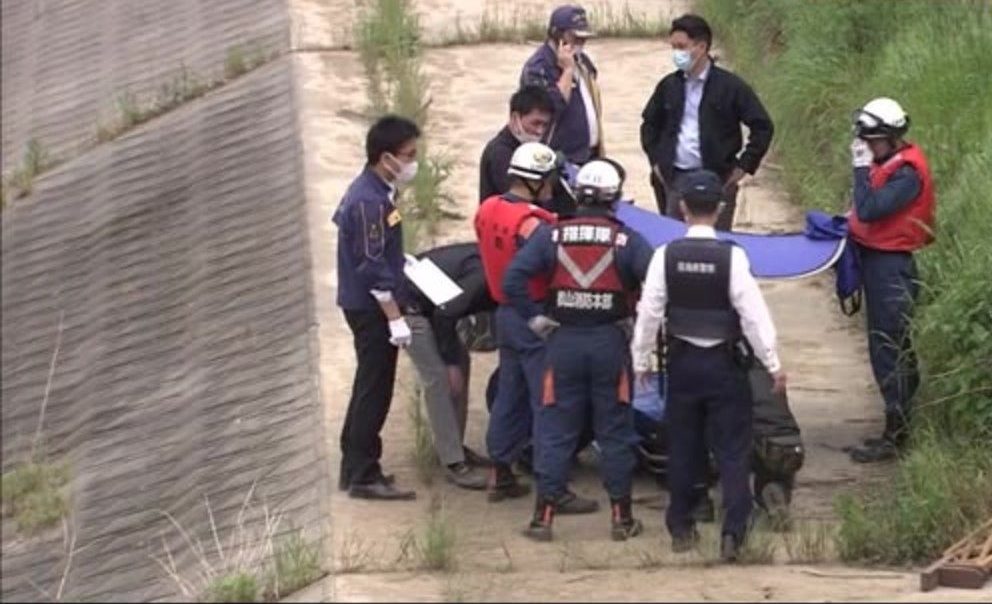 福島県郡山市にある逢瀬川の水面に浮いている男性が発見され死亡確認