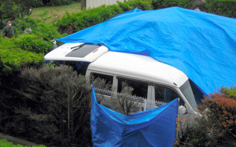 埼玉県和光市のマンション駐車場に止められた車から男性の遺体