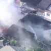 飛騨市の住宅で火災が発生して周辺に燃え移り12棟が炎上中