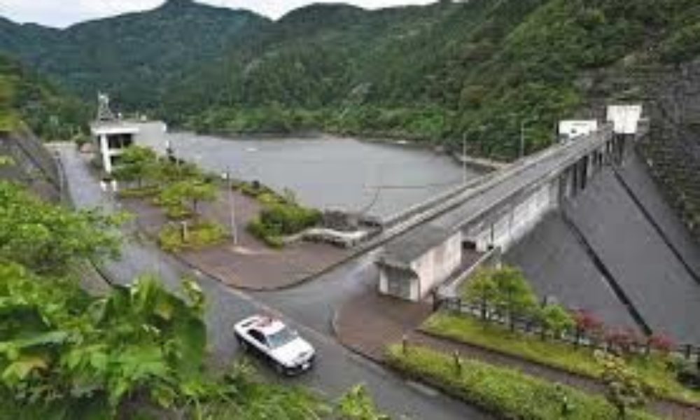 福井県坂井市にある龍ヶ鼻ダムで湖面に浮いていた男性の遺体