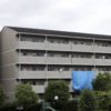 兵庫県姫路市白浜町の県営住宅で女性が刃物で刺され死亡