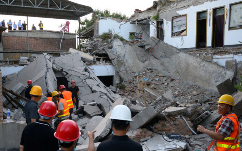 中国北部のレストランで屋根が崩落して29人が死亡