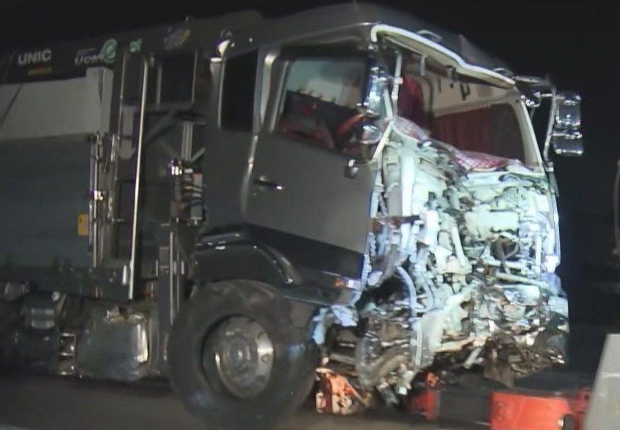 大型トラックの運転手が酒を飲み4人の死傷事故を起こして死んだふり？