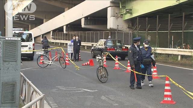 東京都渋谷区にある甲州街道で路上に倒れていた女性がその後に死亡