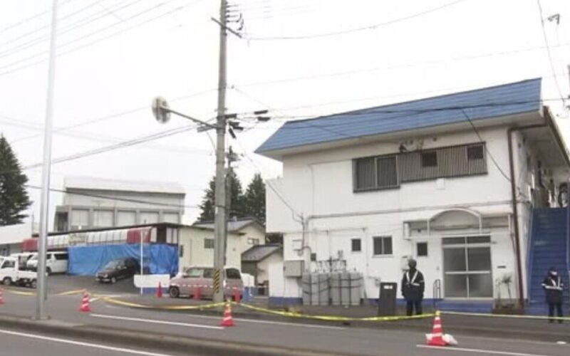 須賀川市の住宅に拳銃と日本刀を持って侵入していた男を発見し逮捕