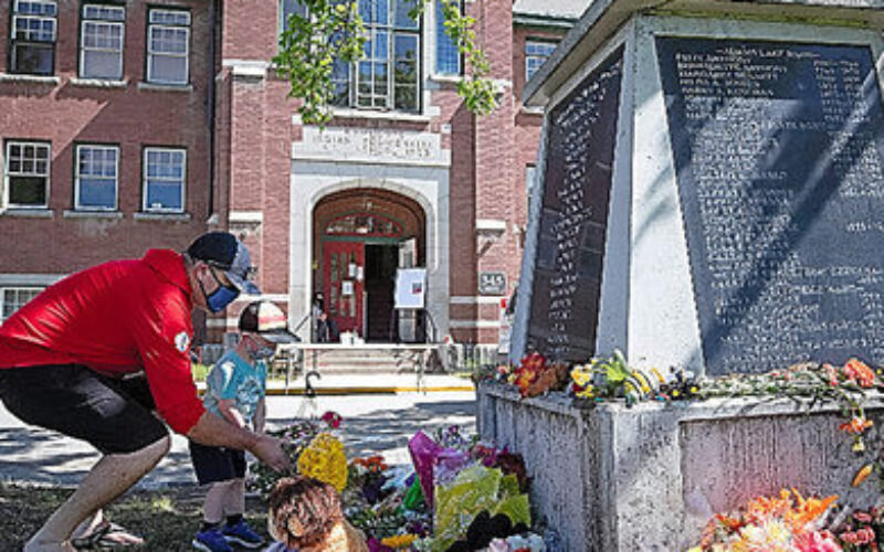 カナダで先住民寄宿学校のあった跡地に数百人の子供が埋められた遺体
