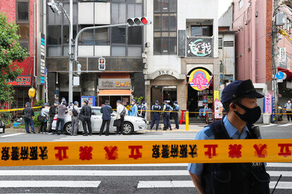 大阪市北区天神橋の雑居ビルで女性経営者が刃物で刺され店内で死亡