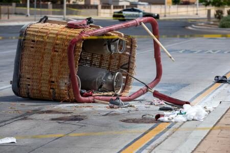 アメリカ西部のニューメキシコ州で熱気球の墜落事故があり5人が死亡