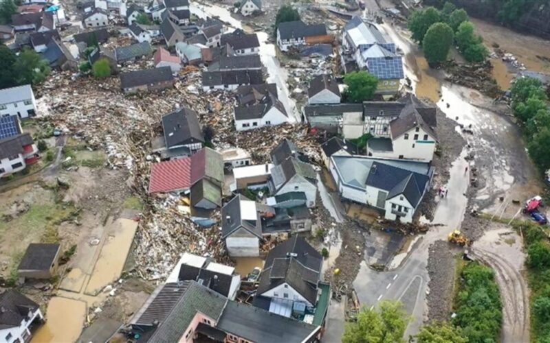 西ヨーロッパ諸国で集中豪雨が観測され少なくみても42人が死亡