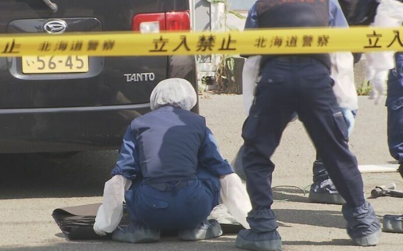 札幌市白石区のアパート駐車場で父親を刃物で滅多刺しにした長男を逮捕