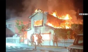 山梨県甲府市で住宅火災が発生し2人の遺体が発見された放火殺人