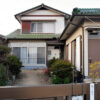 岡山市北区にある住居で幼い女児に虐待を加え殺害した両親