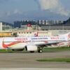 中国の旅客機が南部の山岳地帯に墜落して乗員乗客の132人が絶望的状況