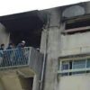 静岡県掛川市の集合住宅で火災が発生し室内から性別不明遺体