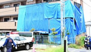 堺市東区日置荘西町7丁の集合住宅で母親と娘の2人が刃物で刺されて殺害された事件