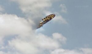未確認飛行物体のUFOが地球で目撃されている機体は太陽系の生命体を偵察する探査機