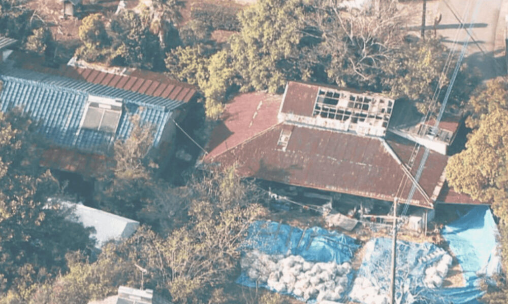 千葉県木更津市にある住宅の庭先に同級生の遺体を埋めて遺棄した殺人死体遺棄事件